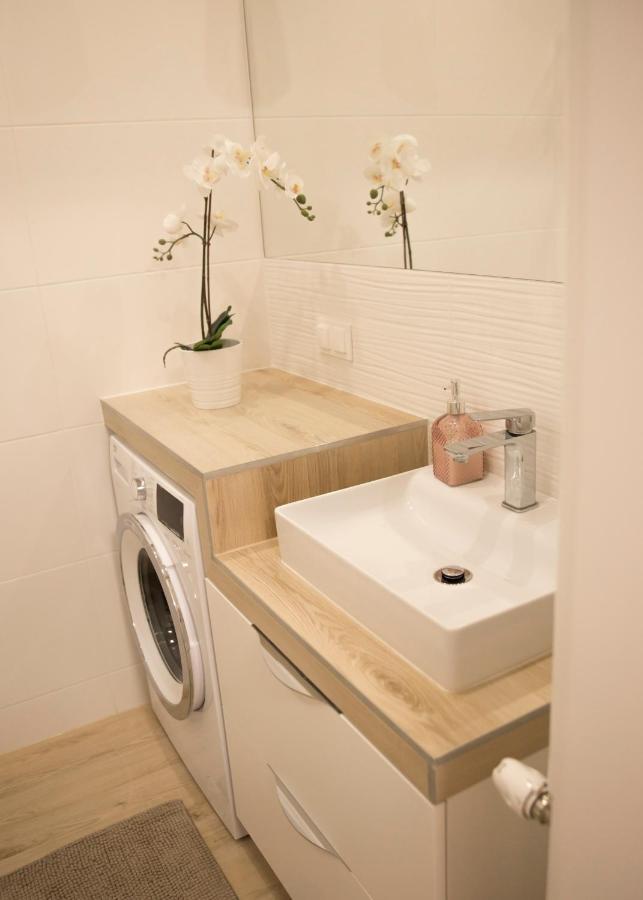 Apartament Royal Place I Jurowiecka 17 比亚韦斯托克 外观 照片